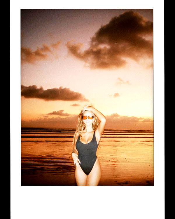 pia__kim instagram image archive image