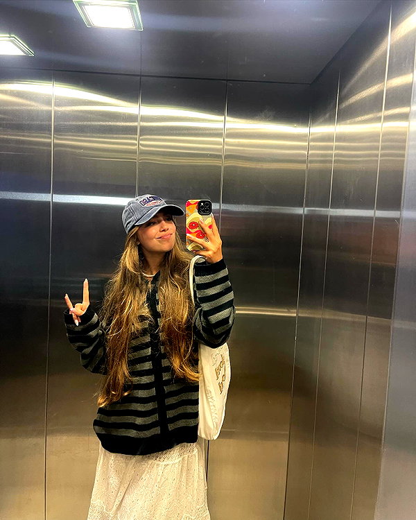 mishel_d_ instagram image archive image