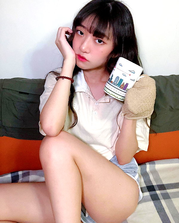 ge.more_x instagram image archive image