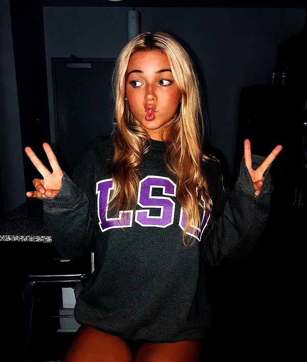 livvydunne instagram image archive image