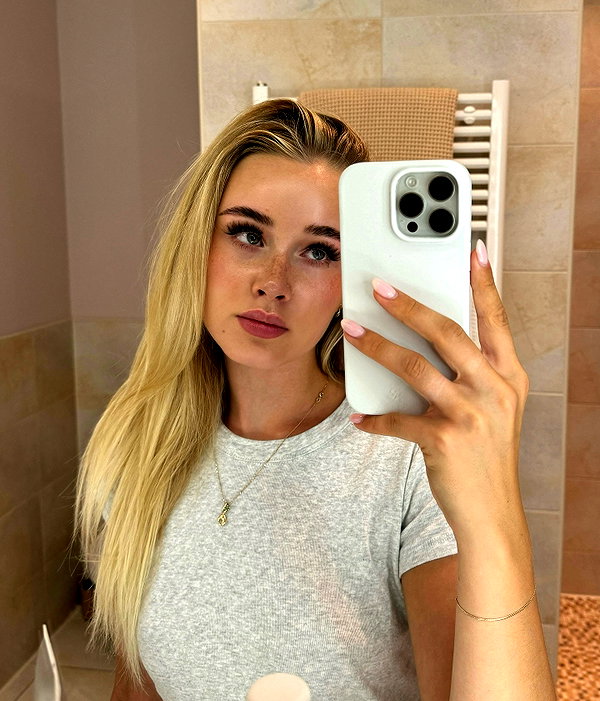 lilih instagram image archive image