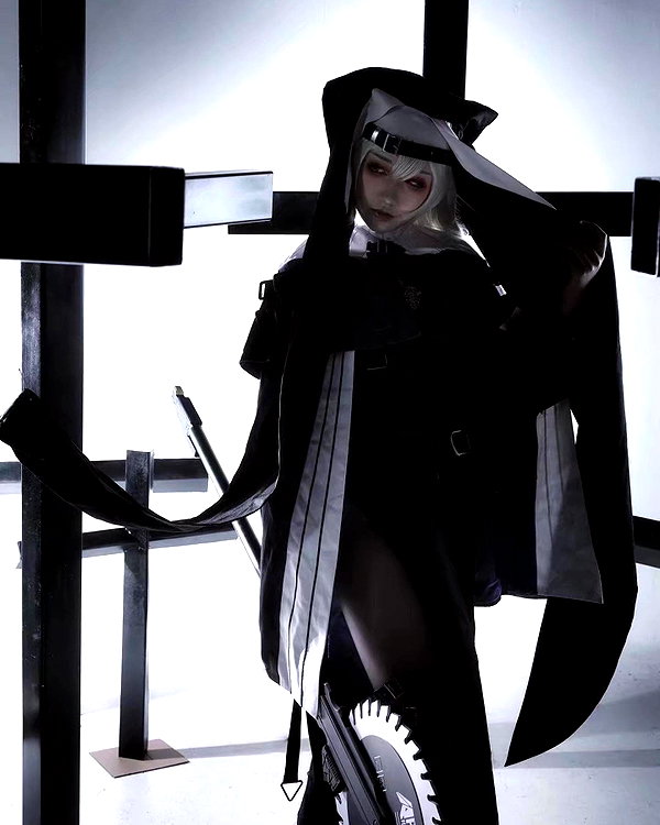 xier_cos instagram image archive image