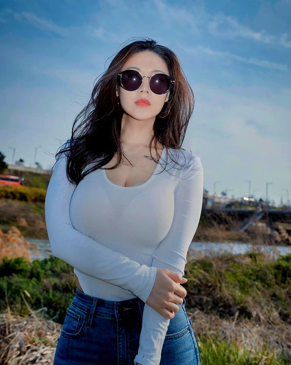 norajoy_official instagram image archive image