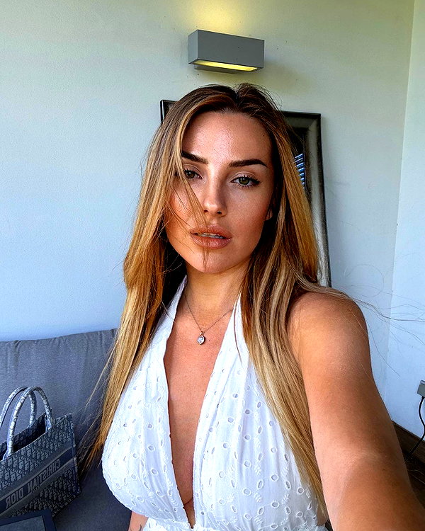 nikoleta.milenova instagram image archive image