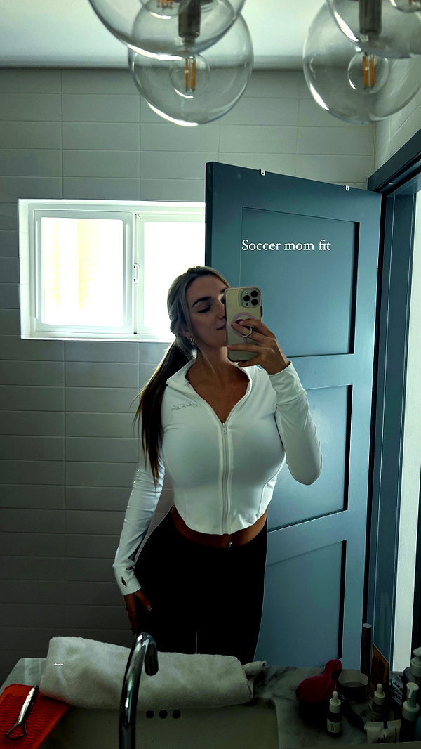 kaylasimmmons instagram image archive image