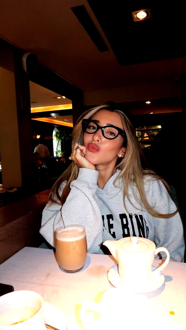 annezivi instagram image archive image