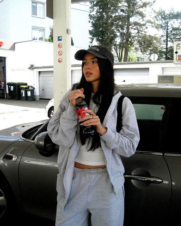 zoeliss instagram image archive image