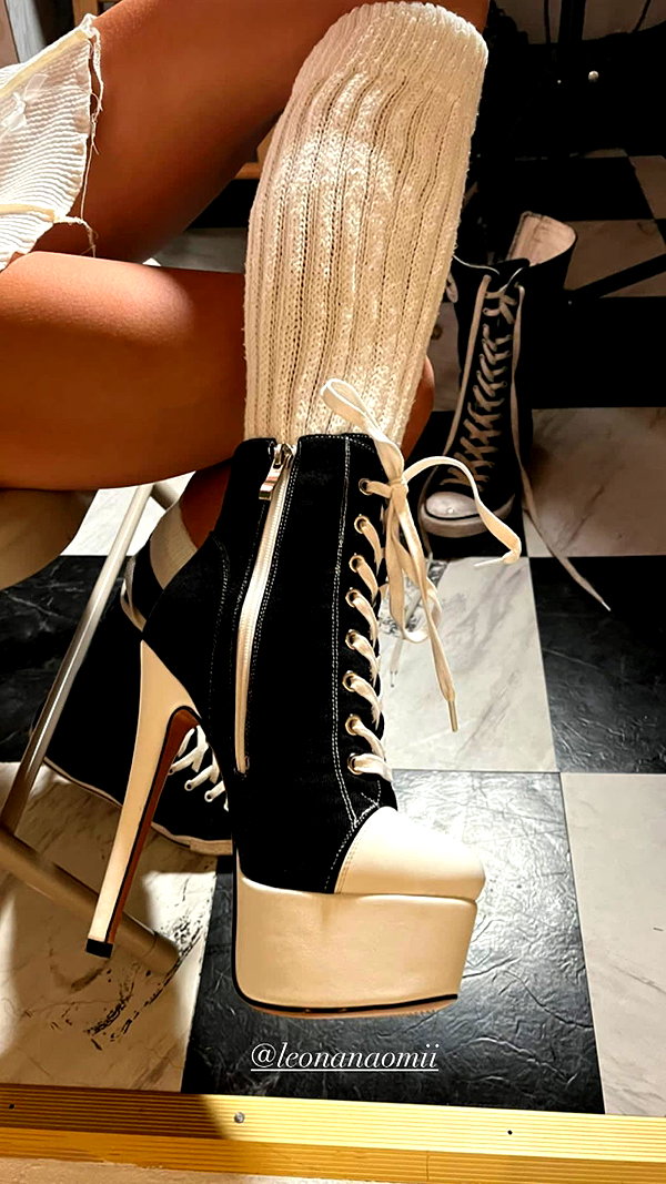 leonanaomii instagram image archive image