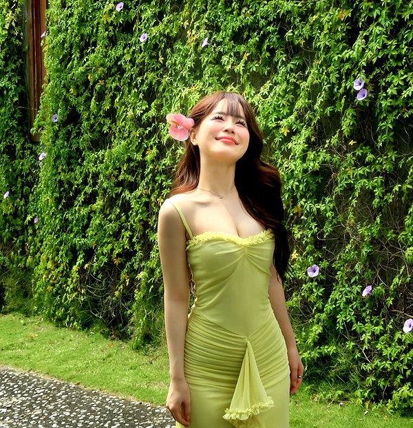 lyhythuedoxinh instagram image archive image