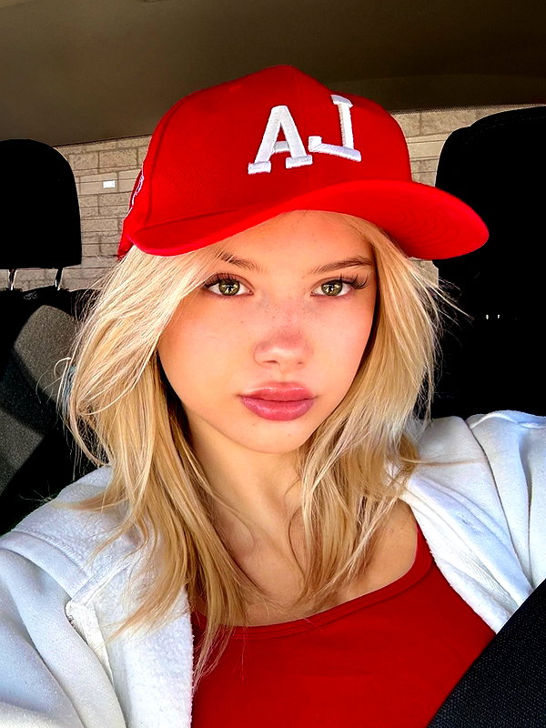 gabiciamp instagram image archive image