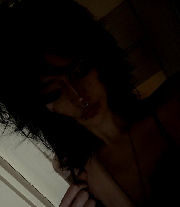 Archived image from @kk3tr1n4 on Instagram