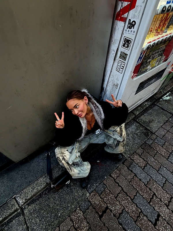 itshayleydavies instagram image archive image