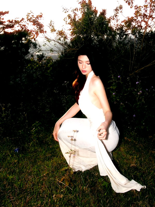 lyhythuedoxinh instagram image archive image