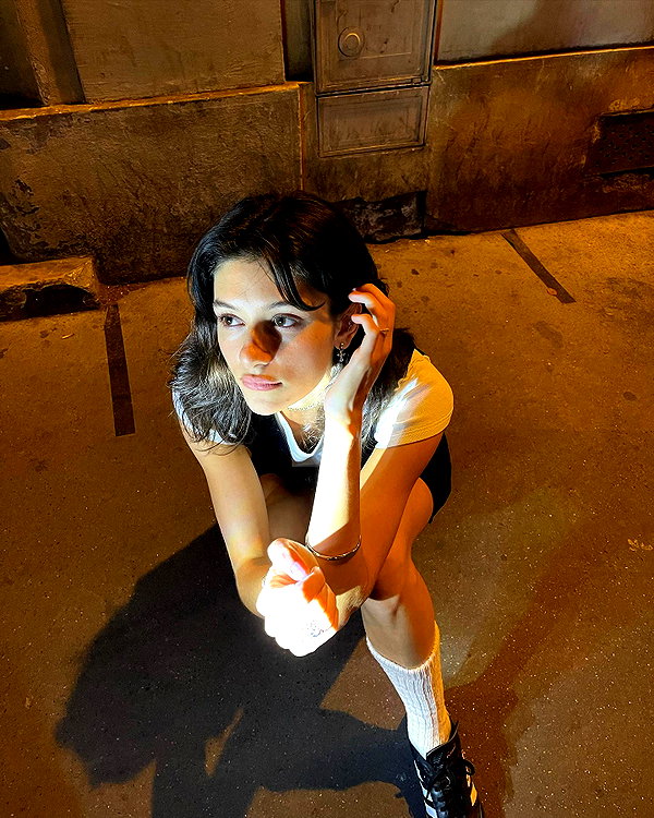 reneeebeller instagram image archive image