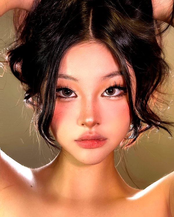 ll.lu1s instagram image archive image