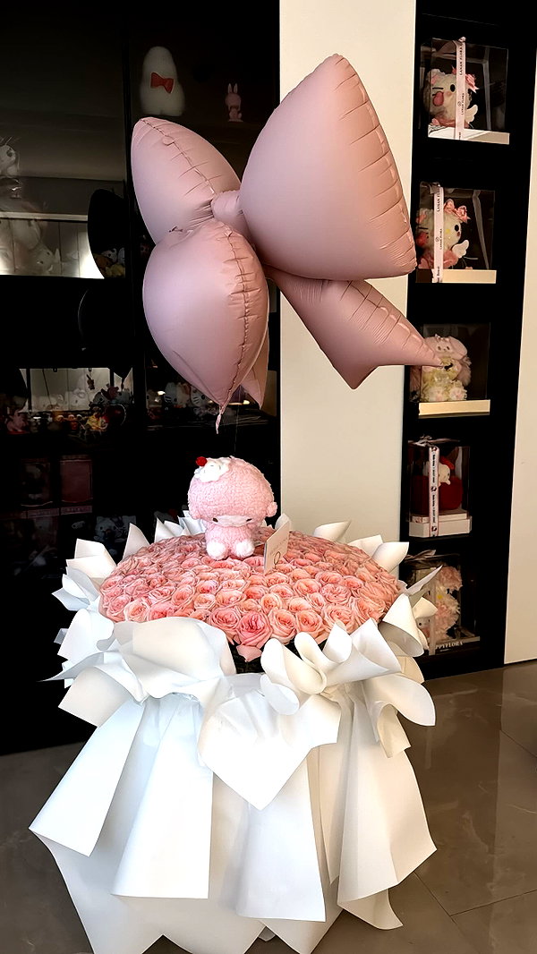 Archived image from @xiaoxinbue on Instagram