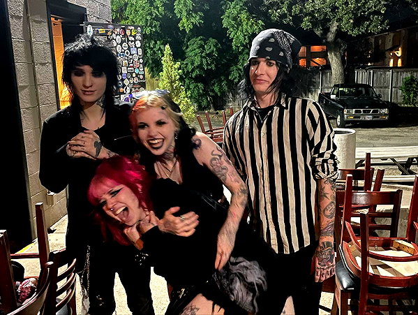 yeahimcaroline instagram image archive image