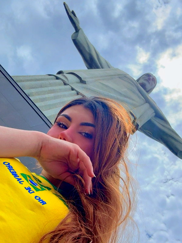 fegalvao_ instagram image archive image