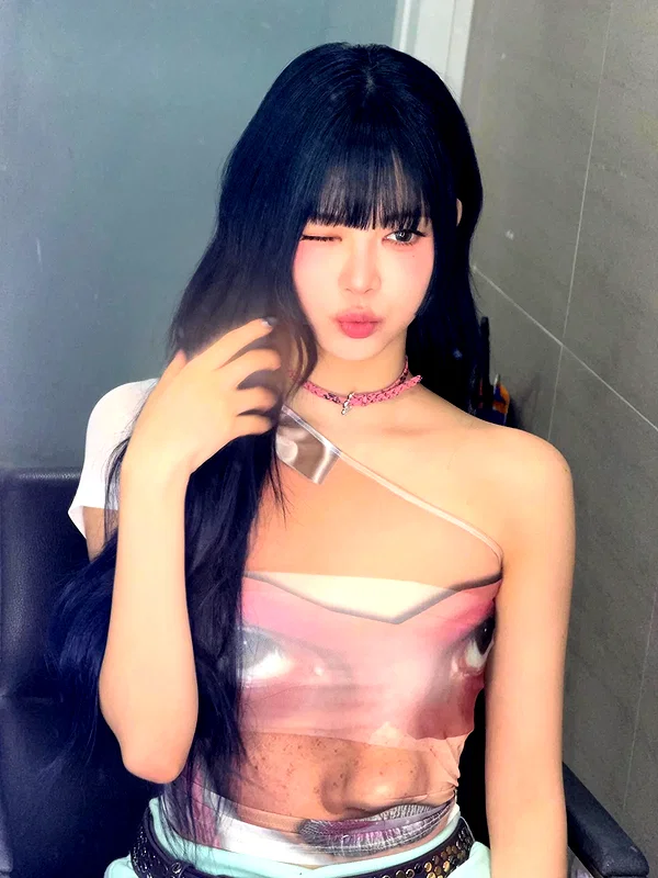 hhh.e_c.v instagram image archive image