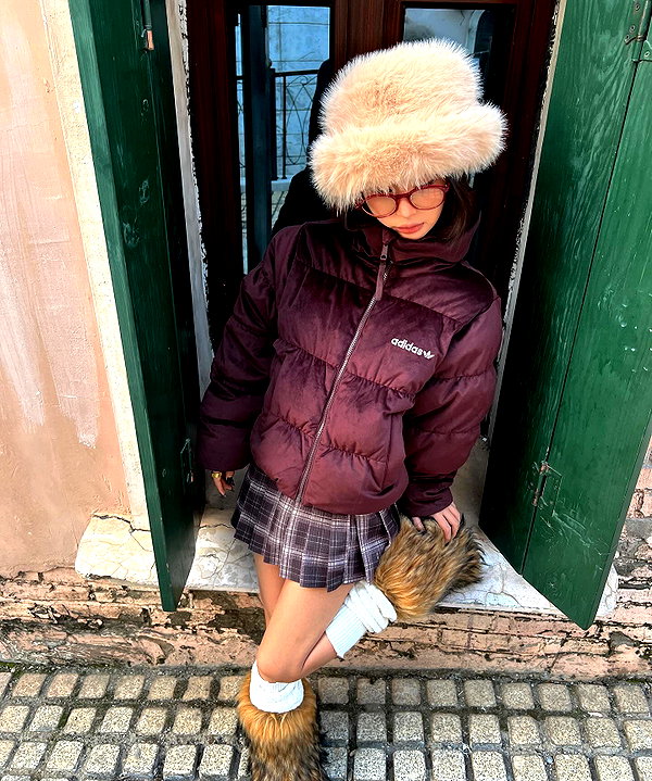 ll.lu1s instagram image archive image