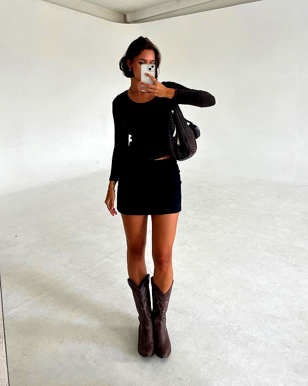 emmaaurora instagram image archive image