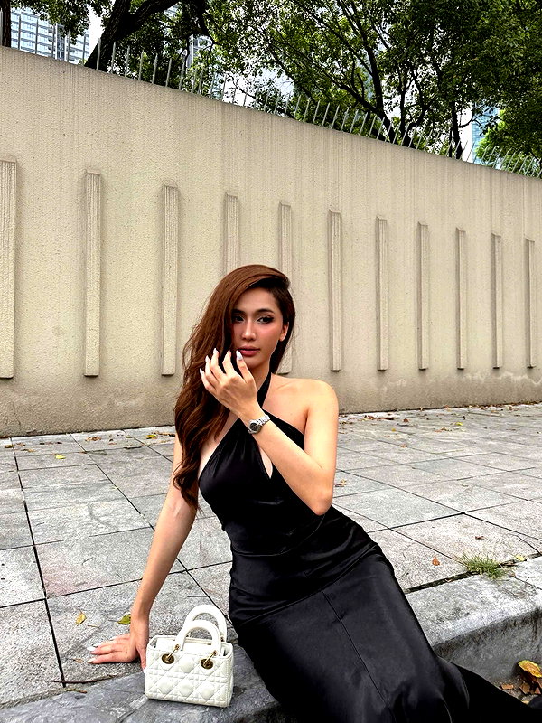 lyhythuedoxinh instagram image archive image
