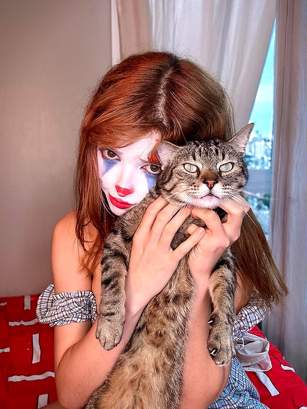 elowen.fawn instagram image archive image