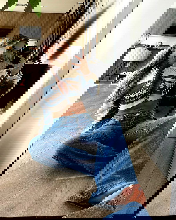 itshayleydavies itshayleydavies archive image