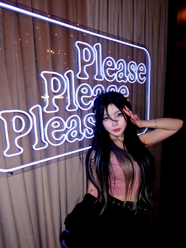 atlaseuu instagram image archive image