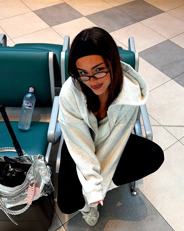 oliviaphillipps instagram image archive image