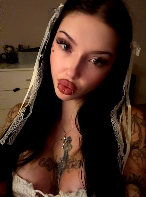 aleksaoaa instagram image archive image