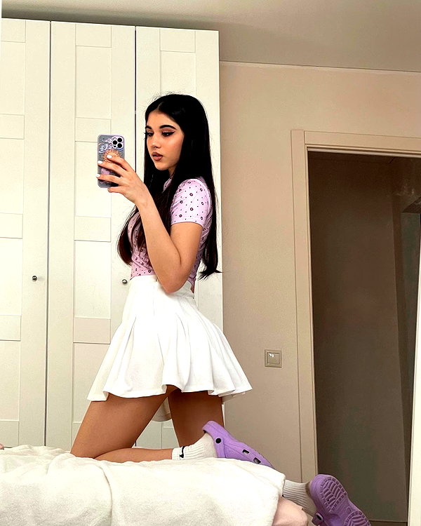 owlydiaa instagram image archive image