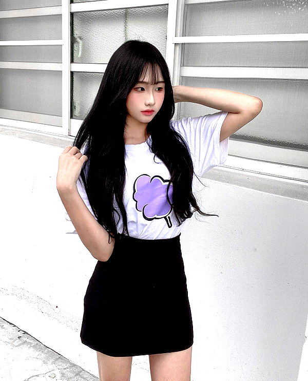 lai_931201 instagram image archive image