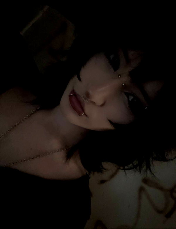 Archived image from @kk3tr1n4 on Instagram
