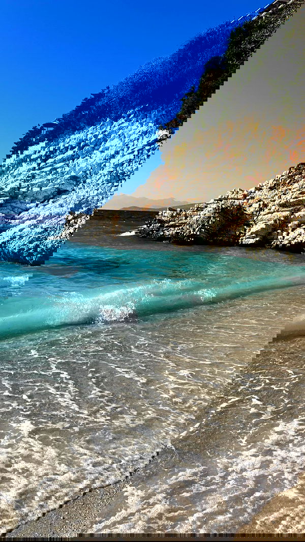 manjolamuriqi manjolamuriqi archive image