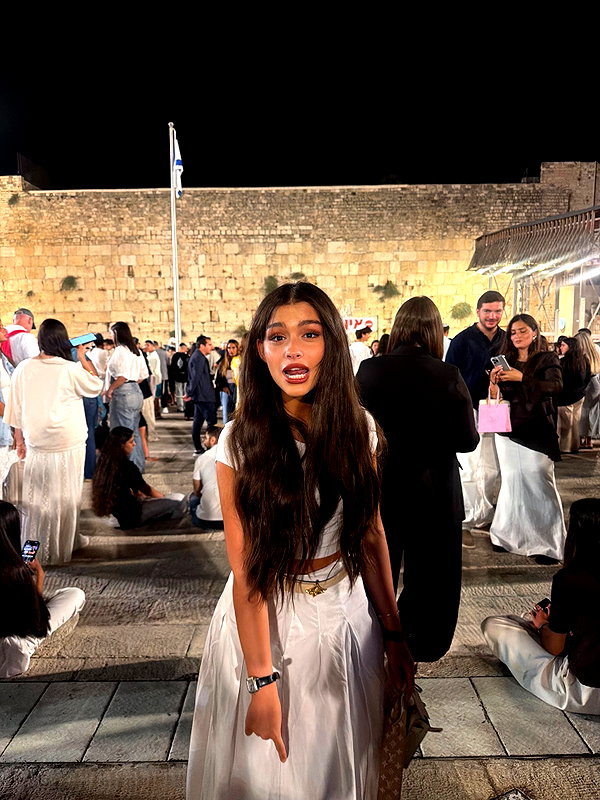 yuvalhazan___ instagram image archive image