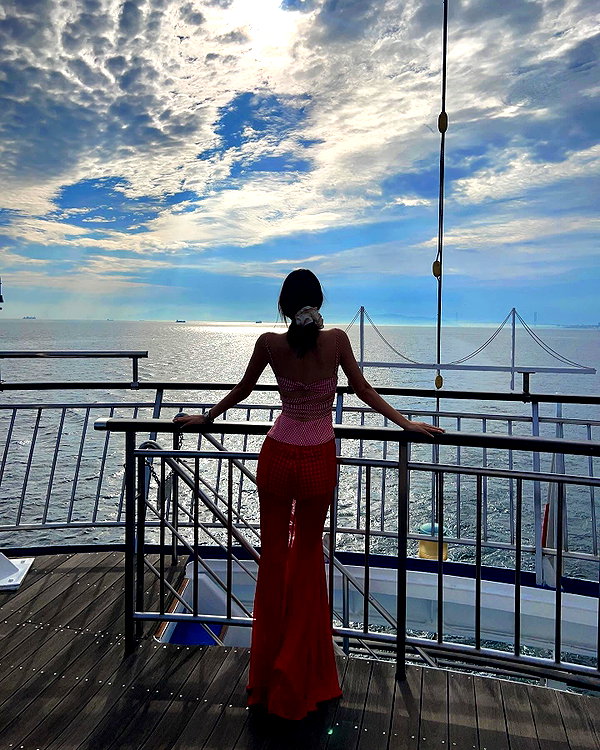 ll.lu1s instagram image archive image