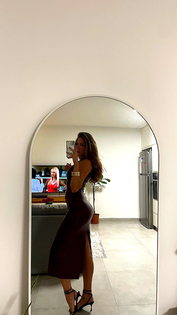 annatuy14 instagram image archive image