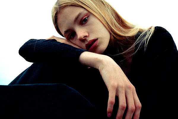 alisen.mari instagram image archive image