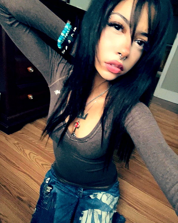 twodollie instagram image archive image