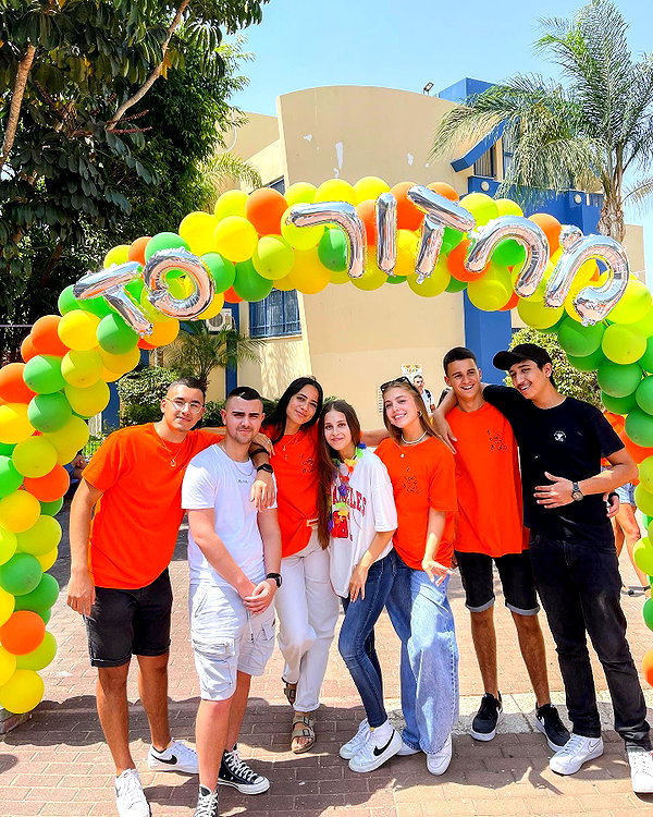 mishel_d_ instagram image archive image