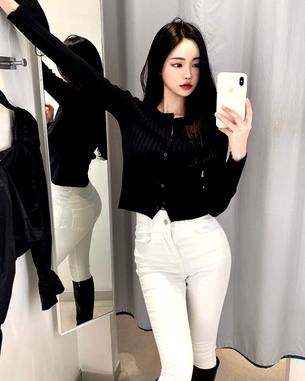 daxbin instagram image archive image