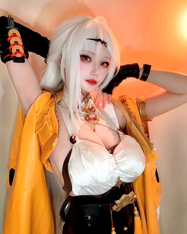 xier_cos instagram image archive image