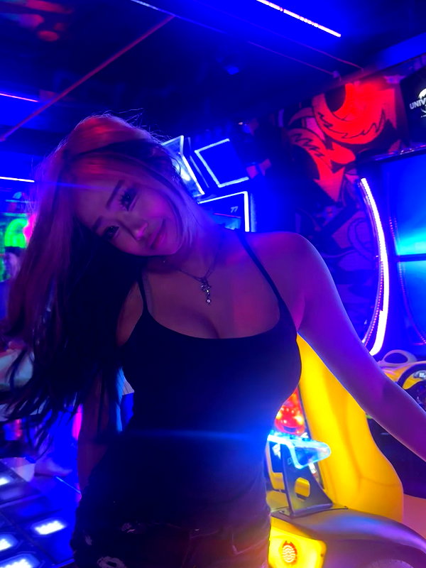 cellow111 instagram image archive image