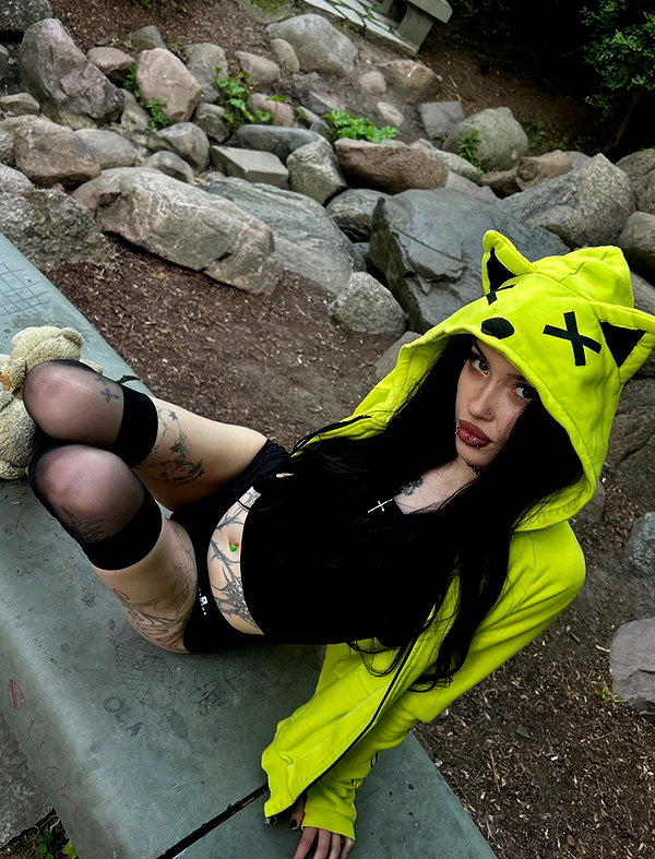 aleksaoaa instagram image archive image