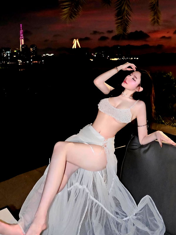 lyhythuedoxinh instagram image archive image