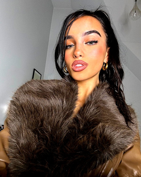 ellachristo instagram image archive image