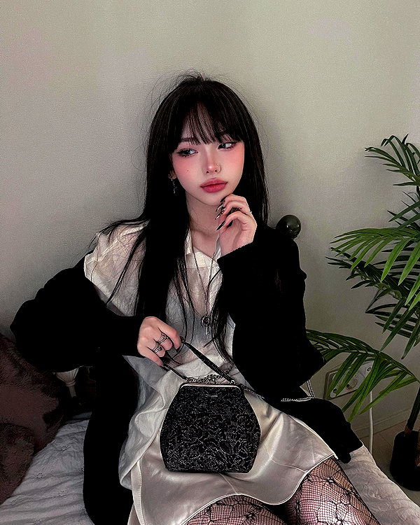 yuna_1_27 instagram image archive image