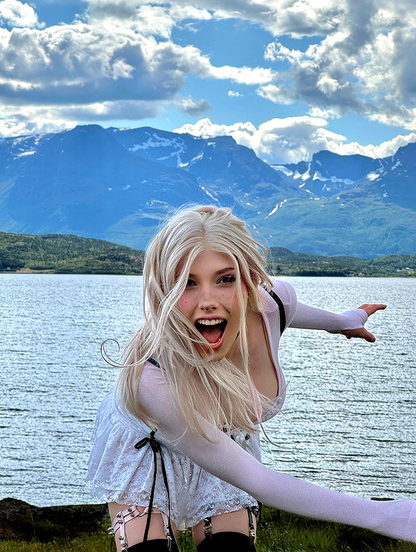 milkiwifey instagram image archive image