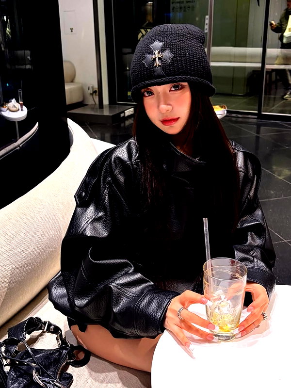 lyhythuedoxinh instagram image archive image